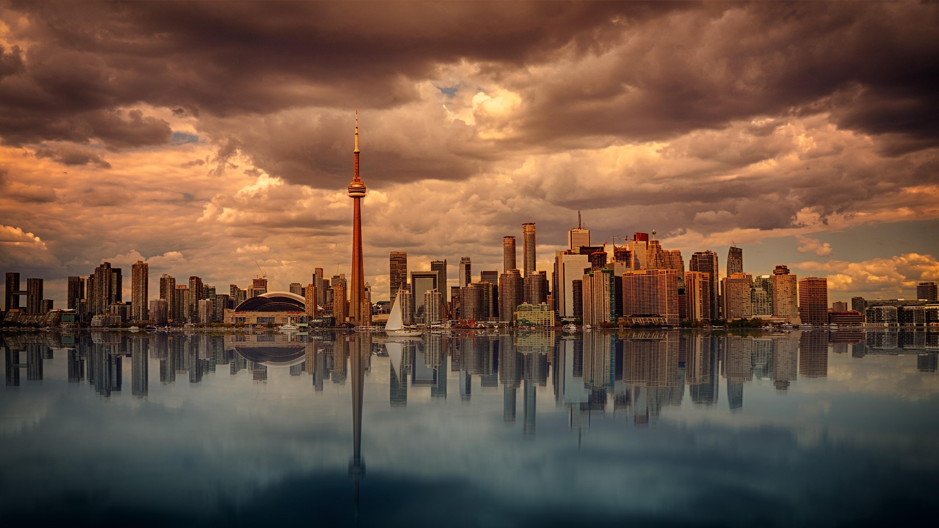 Toronto skyline and Niagara Falls region, Canada